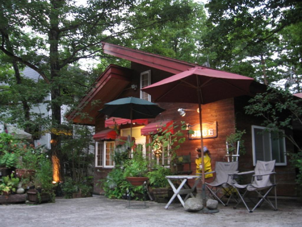 Pension Blue Hakuba Exterior photo