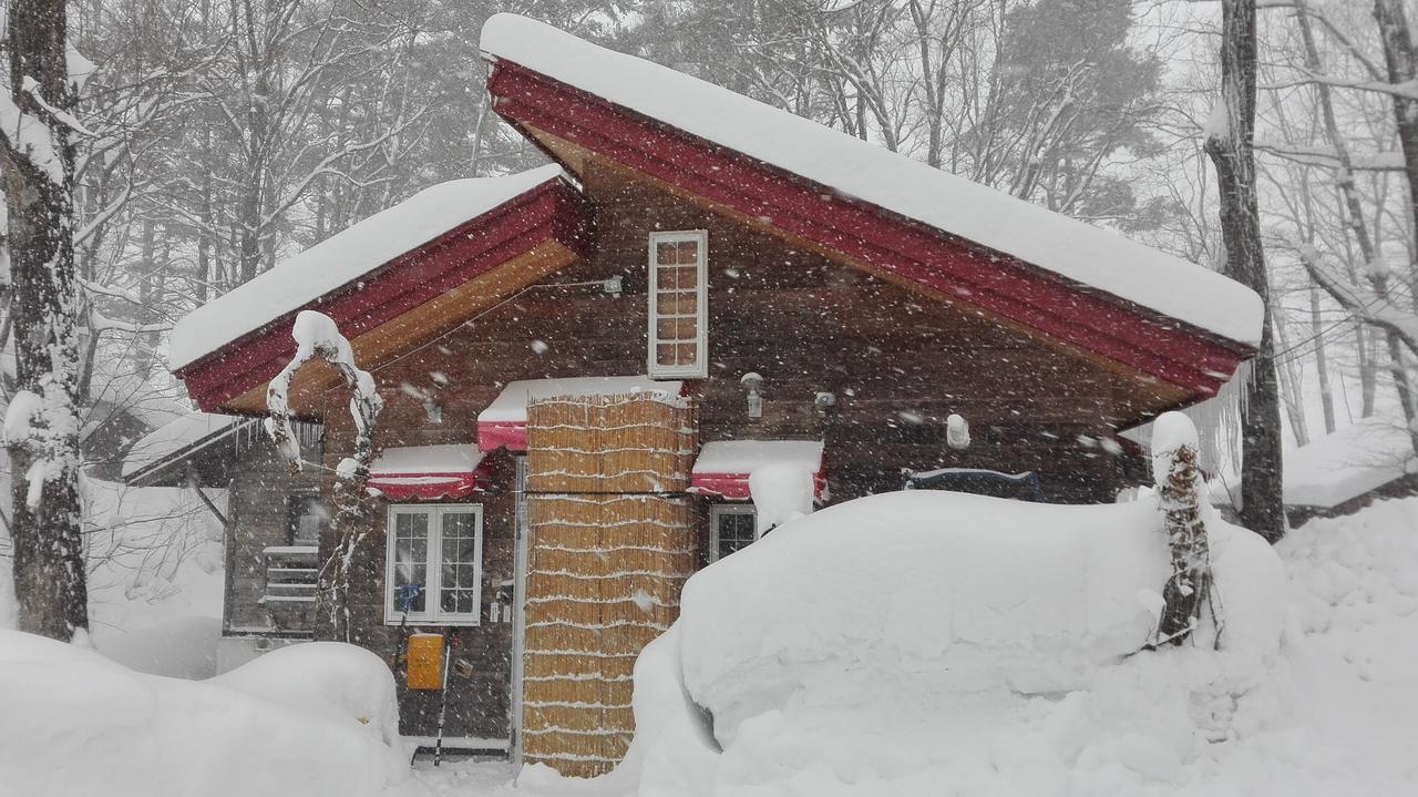 Pension Blue Hakuba Exterior photo